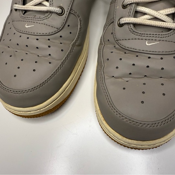 Nike Air Force 1 Low '07 LV8 Light Taupe with Buffalo Check Size Mens 12 - Picture 3 of 10